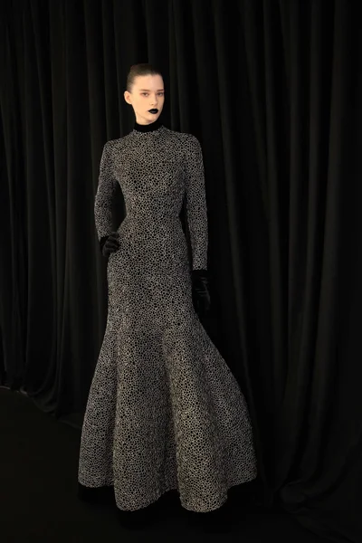 Look 1